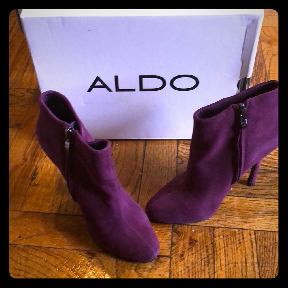 Aldo heels gently used comes with box